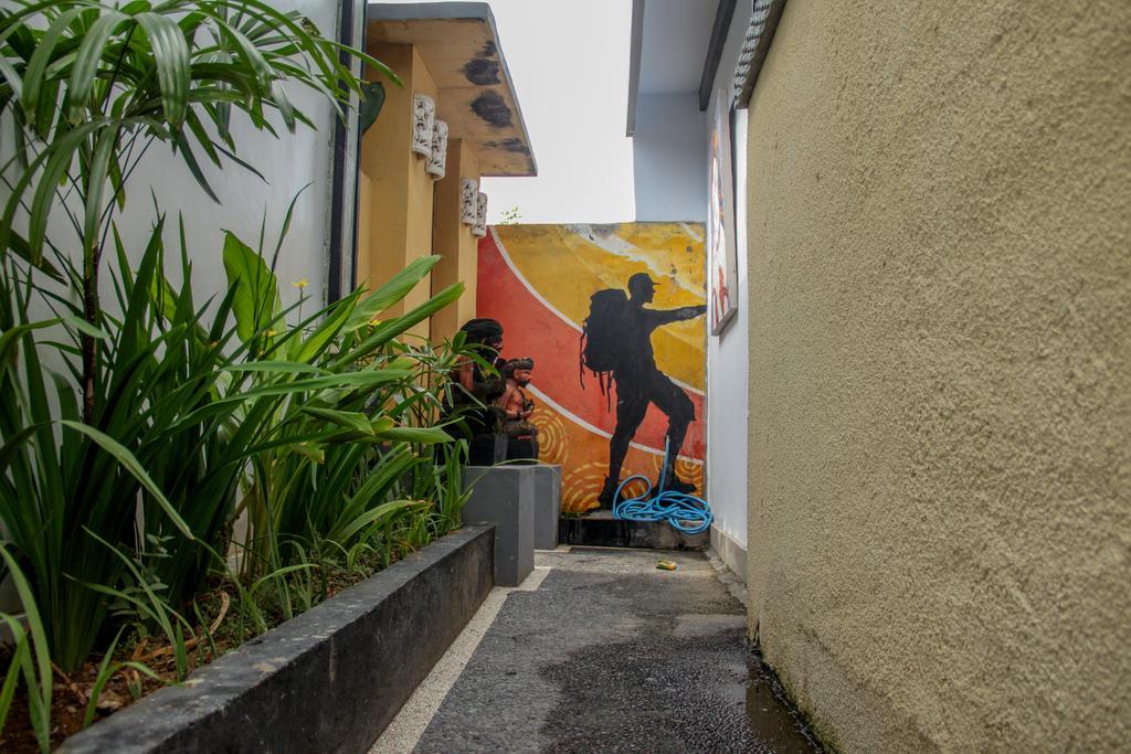 Nyoman Guesthouse Canggu Екстер'єр фото