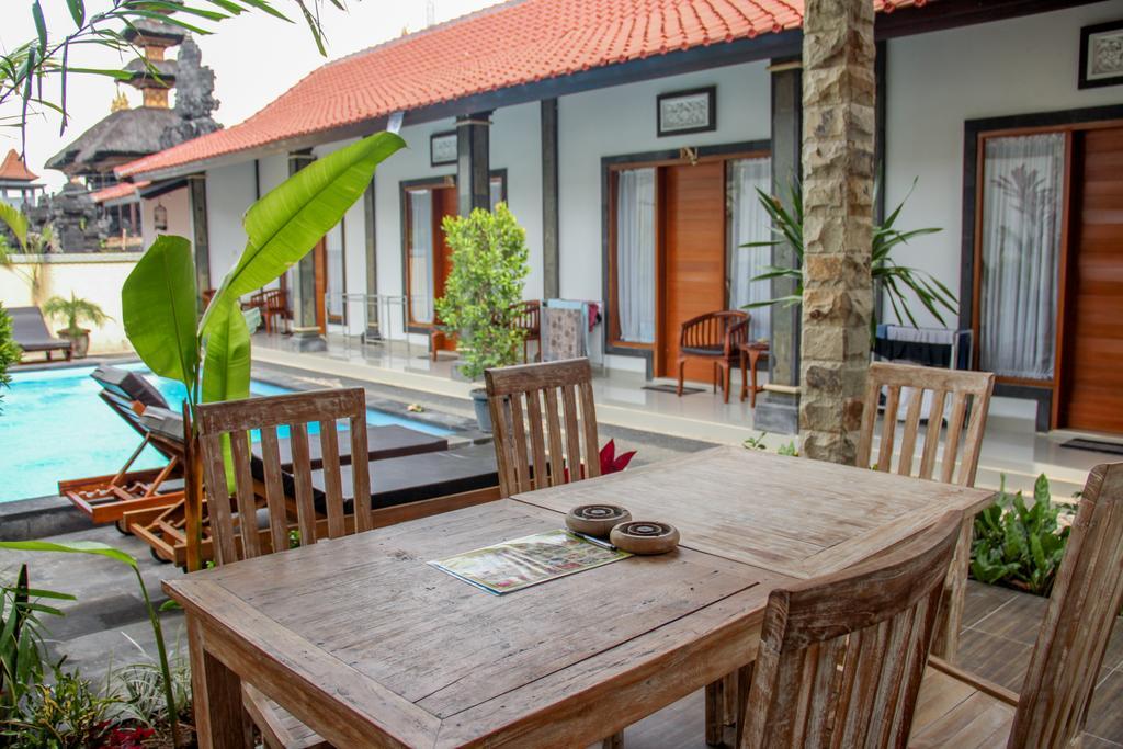 Nyoman Guesthouse Canggu Екстер'єр фото