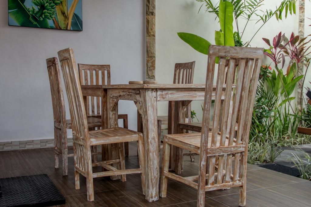 Nyoman Guesthouse Canggu Екстер'єр фото